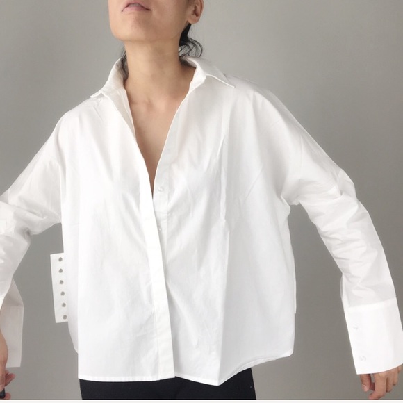 Thoeri modern lace up shirt. - Picture 6 of 6